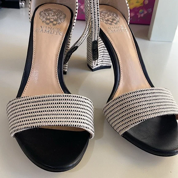 VINCE CAMUTO Sandals VC Corlina Striped Canvas Heels for Women Sz 7 / 37 - Picture 2 of 7
